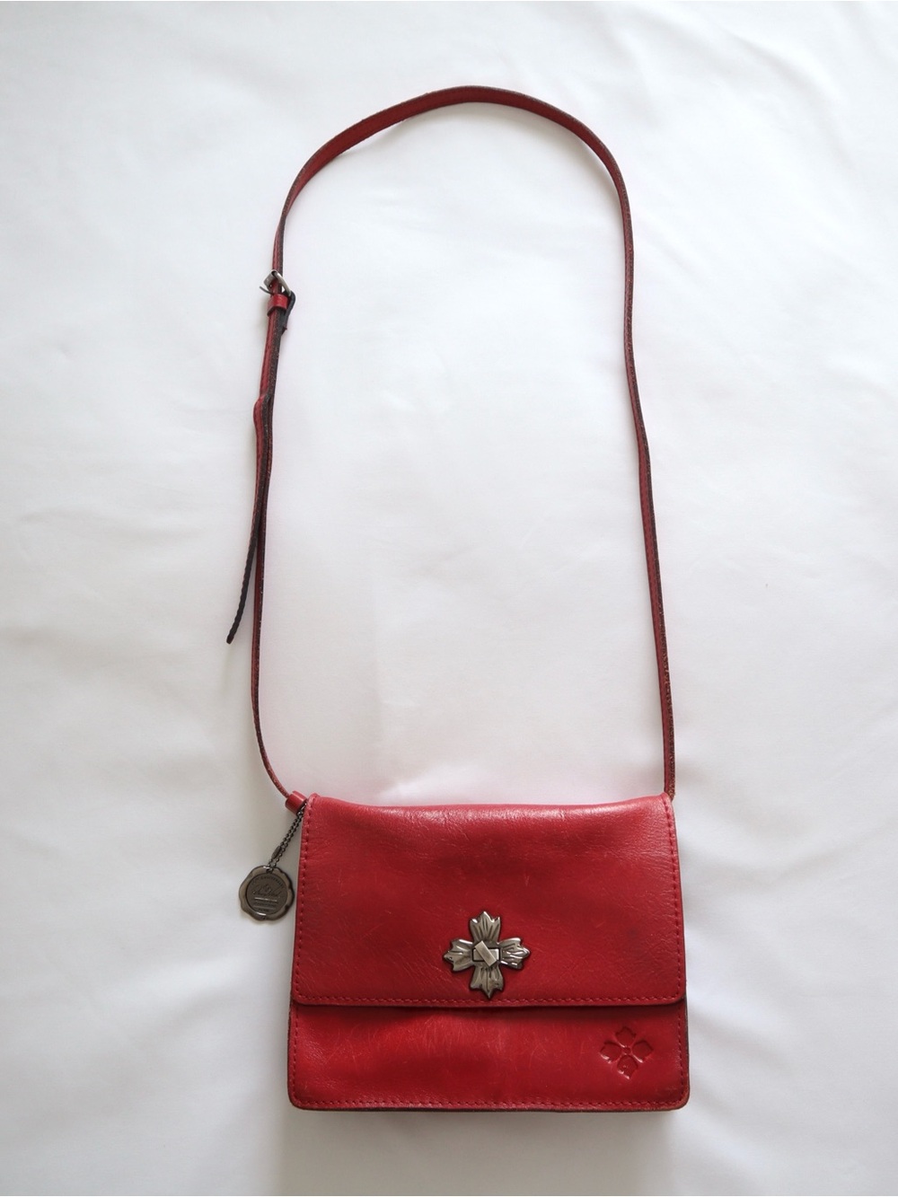 Patricia Nash Consilina distressed red leather crossbody purse